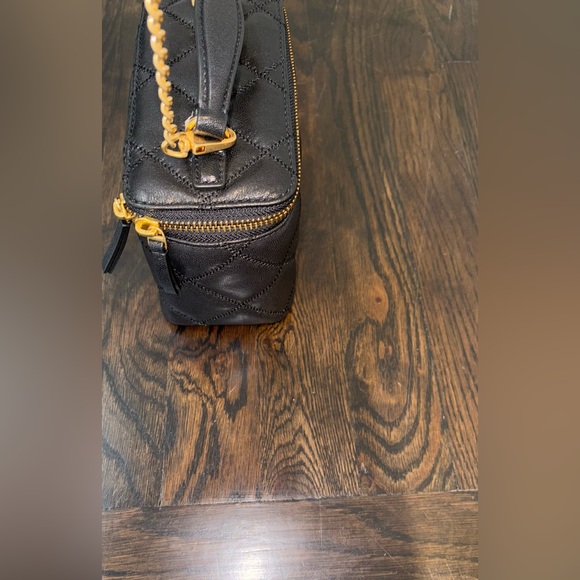 Tory Burch Willa Mini Vanity Bag Quilted Crossbody Shoulder Black Leather NWT - Picture 8 of 15